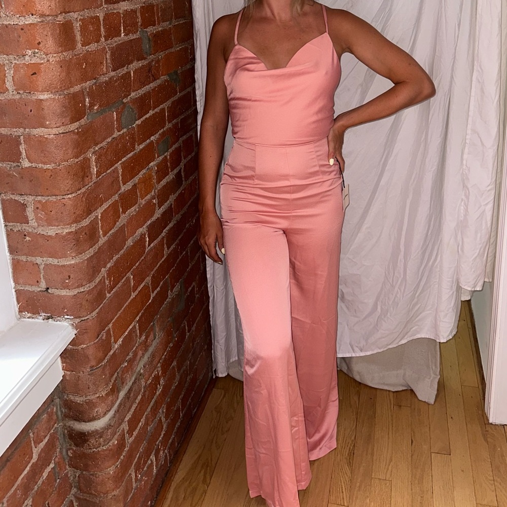 NWT pink jumper
